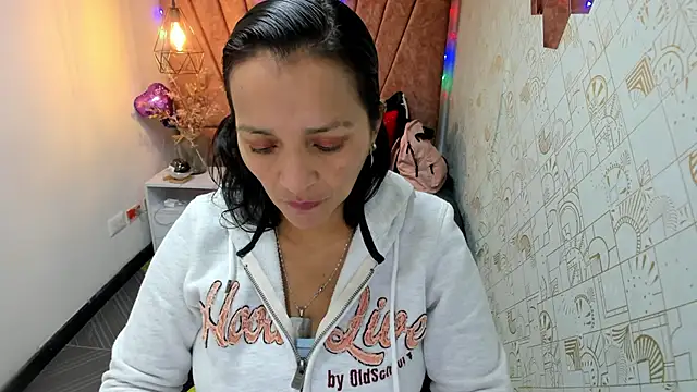 MarilynMiilf  online show from 12-18-25, 07:07