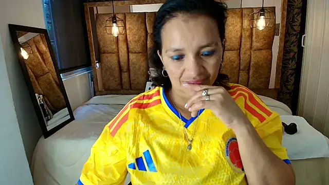Snapshot of MarilynMiilf_ chatting on 07-03-26, 08:04 MarilynMiilf online show from 07-03-26, 08:04