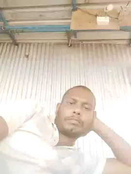Snapshot of Vinodgen chatting on 03-28-26, 06:47 Vinodgen online show from 03-28-26, 06:47