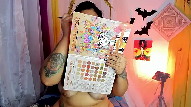 sophiaamethystt online show from 10-14-25, 09:58