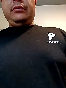 Snapshot of thickcocklatino chatting on 02-15-26, 11:25 thickcocklatino online show from 02-15-26, 11:25