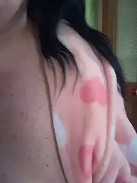 Snapshot of Agata-Anetta chatting on 05-04-26, 04:32 Agata-Anetta online show from 05-04-26, 04:32