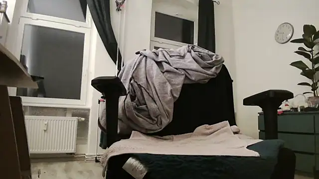 chubbysmallcockxh online show from 03-28-26, 08:32