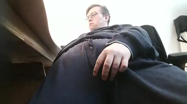 chubbysmallcockxh online show from 03-08-25, 05:22