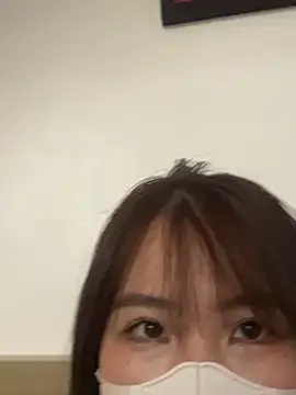 Onee-Chew online show from 04-19-26, 03:51