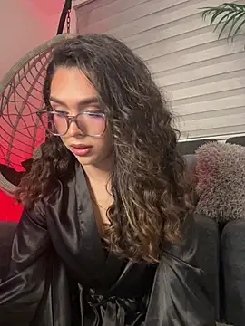 Samantha Bernardo online show from 04-12-26, 04:05