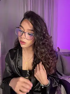 Samantha Bernardo online show from 04-07-26, 03:52