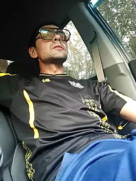 Snapshot of Eln1no69 chatting on 09-16-25, 03:46 Eln1no69 online show from 09-16-25, 03:46