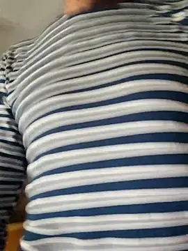 Snapshot of Eln1no69 chatting on 10-11-25, 09:10 Eln1no69 online show from 10-11-25, 09:10