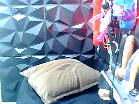 Snapshot of URFUCKINGDOLL chatting on 12-02-24, 03:54 URFUCKINGDOLL online show from 12-02-24, 03:54