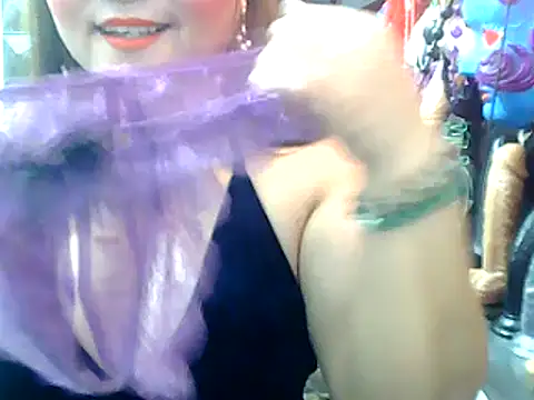 Snapshot of URFUCKINGDOLL chatting on 01-05-25, 02:17 URFUCKINGDOLL online show from 01-05-25, 02:17