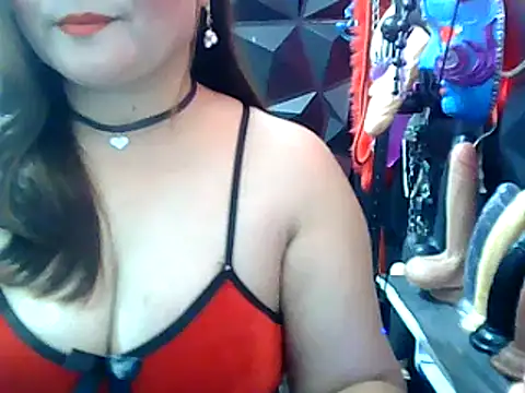 Snapshot of URFUCKINGDOLL chatting on 01-12-25, 12:23 URFUCKINGDOLL online show from 01-12-25, 12:23