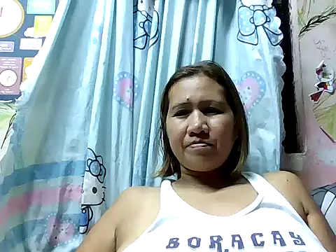 Snapshot of sweet_smile4u chatting on 10-24-25, 09:30 sweet smile4u online show from 10-24-25, 09:30