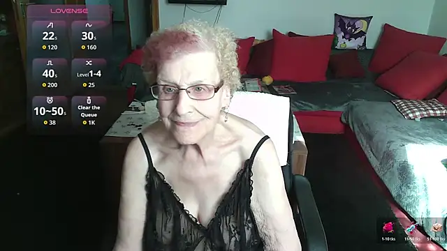 Snapshot of HeisseomaOriginal chatting on 05-21-26, 07:06 HeisseomaOriginal online show from 05-21-26, 07:06