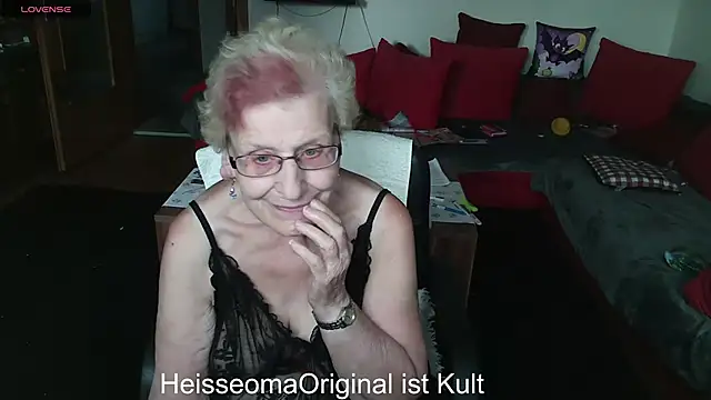 HeisseomaOriginal online show from 09-17-25, 07:10