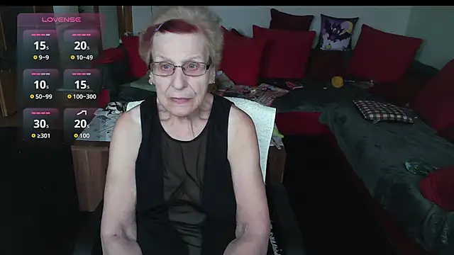 HeisseomaOriginal online show from 10-12-25, 07:21