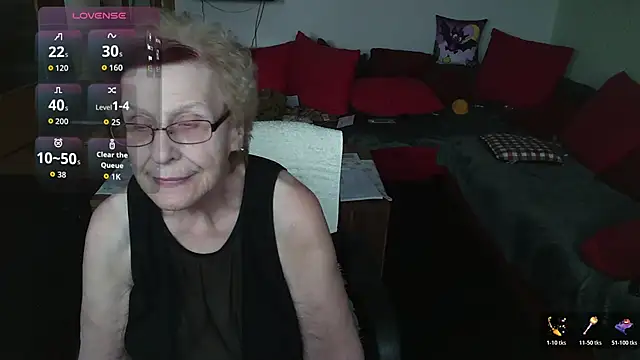 HeisseomaOriginal online show from 11-14-25, 08:07