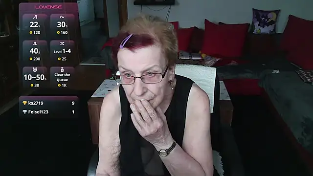 HeisseomaOriginal online show from 03-15-26, 08:10