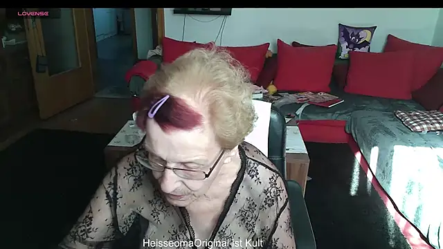HeisseomaOriginal online show from 07-29-26, 07:18