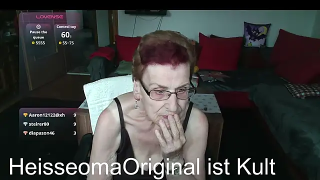 Snapshot of HeisseomaOriginal chatting on 06-07-26, 07:13 HeisseomaOriginal online show from 06-07-26, 07:13