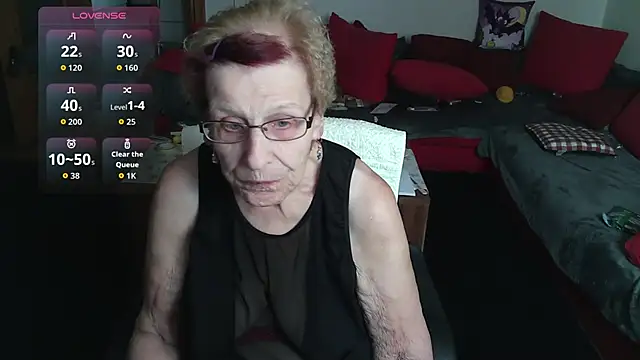 HeisseomaOriginal online show from 11-02-25, 08:19