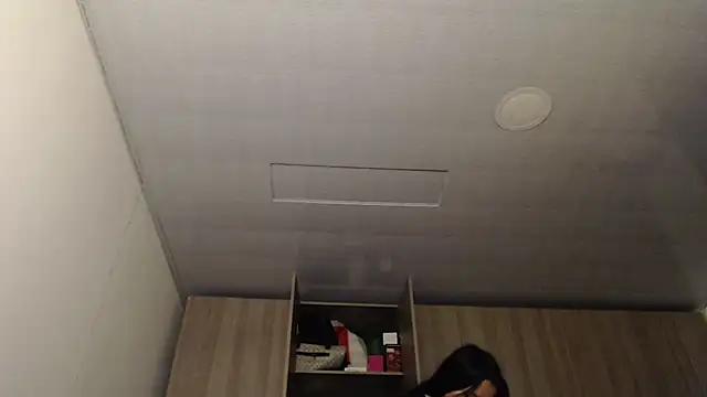 Selene93 online show from 11-21-25, 08:30