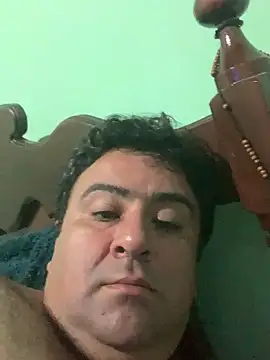 EmilianoGt online show from 10-23-25, 02:21