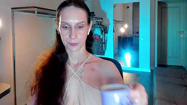 Mila Anders online show from 03-31-26, 04:58