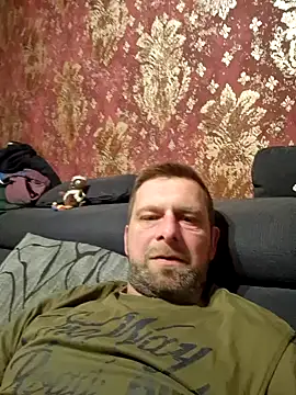Snapshot of Mjn34 chatting on 02-20-25, 06:03 Mjn34 online show from 02-20-25, 06:03