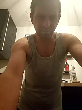 Mjn34 online show from 12-18-25, 06:40