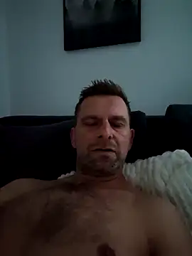 Snapshot of Mjn34 chatting on 09-30-25, 05:57 Mjn34 online show from 09-30-25, 05:57