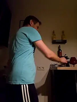 Mjn34 online show from 11-28-25, 06:24