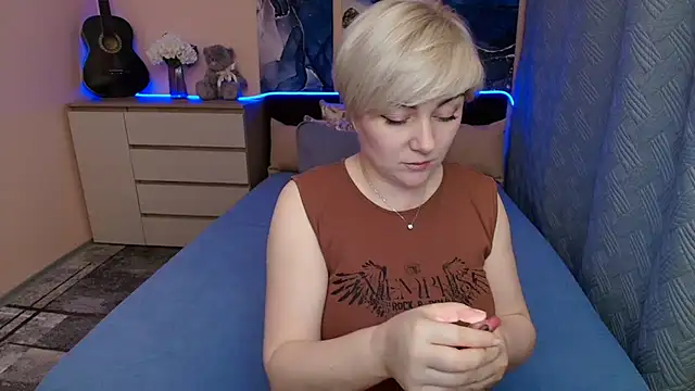 BlondPearl online show from 06-10-26, 08:43