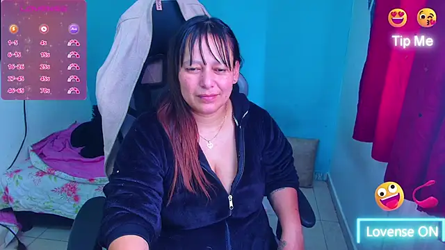 Snapshot of Diana_Lozano chatting on 06-07-26, 03:39 Diana Lozano online show from 06-07-26, 03:39