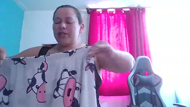 Diana Lozano online show from 04-22-26, 03:08