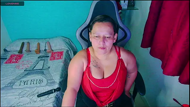 Snapshot of Diana_Lozano chatting on 09-22-25, 10:21 Diana Lozano online show from 09-22-25, 10:21