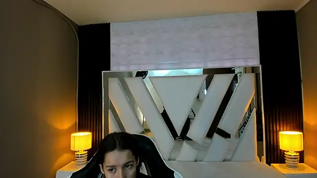 Linda4Petite online show from 02-15-26, 01:32