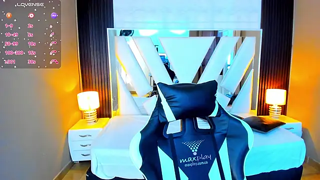 Linda4Petite online show from 10-07-25, 06:09