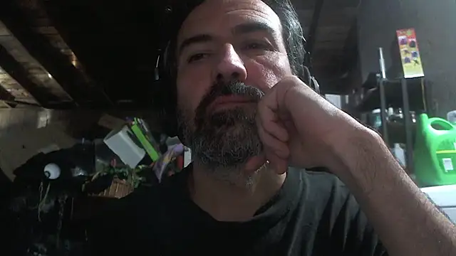 Anarchy Burger online show from 07-15-26, 03:52