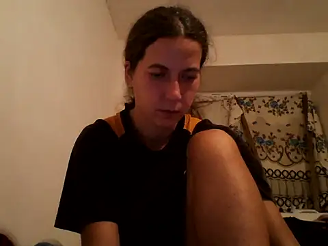 Snapshot of Tamilashaa chatting on 10-11-25, 04:30 Tamilashaa online show from 10-11-25, 04:30