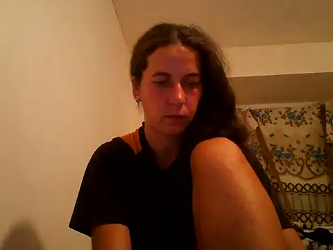 Snapshot of Tamilashaa chatting on 10-06-25, 05:24 Tamilashaa online show from 10-06-25, 05:24
