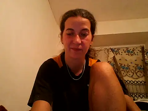 Snapshot of Tamilashaa chatting on 10-24-25, 05:34 Tamilashaa online show from 10-24-25, 05:34