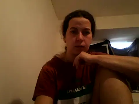 Snapshot of Tamilashaa chatting on 01-23-25, 11:26 Tamilashaa online show from 01-23-25, 11:26