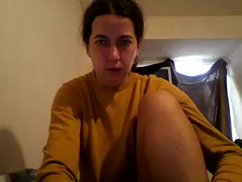 Snapshot of Tamilashaa chatting on 02-01-25, 07:15 Tamilashaa online show from 02-01-25, 07:15