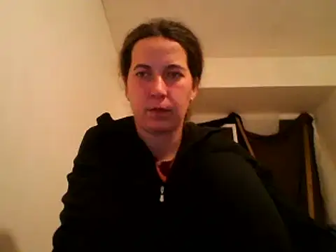Snapshot of Tamilashaa chatting on 01-23-25, 03:43 Tamilashaa online show from 01-23-25, 03:43