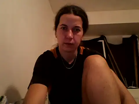 Snapshot of Tamilashaa chatting on 01-30-25, 05:17 Tamilashaa online show from 01-30-25, 05:17
