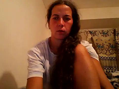 Snapshot of Tamilashaa chatting on 09-15-25, 05:35 Tamilashaa online show from 09-15-25, 05:35