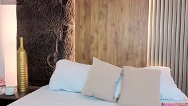 abby miller26 online show from 10-31-25, 12:24