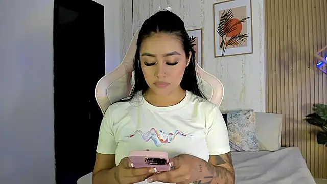 CameronCollins  online show from 11-21-25, 07:35