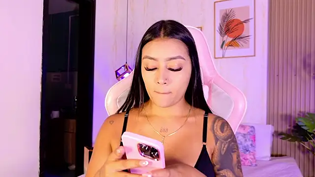 CameronCollins  online show from 03-04-26, 08:49